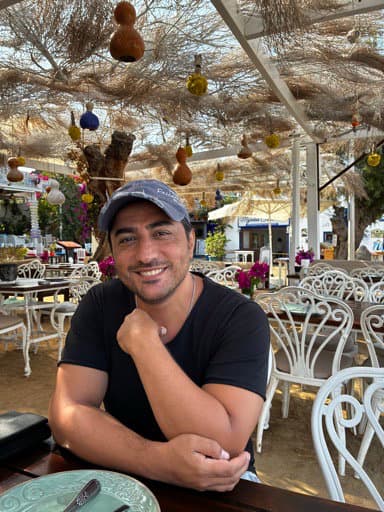 Ali Seyit A.
