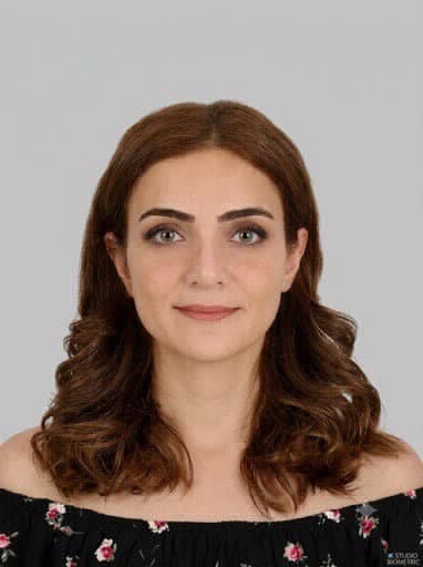 Ayşe T.