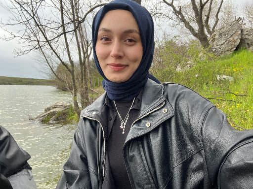Esra B.