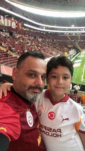 İzzet Volkan Ö.