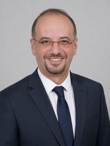 Uğur V.