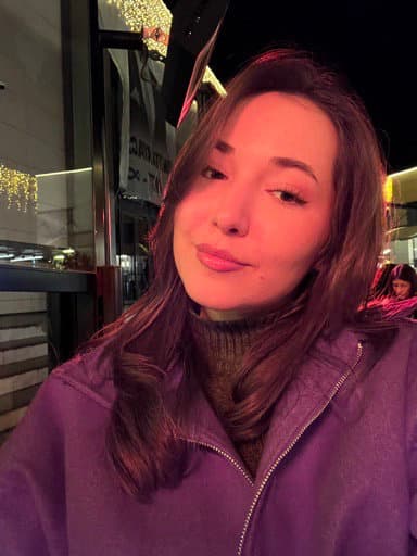 Zeynep O.